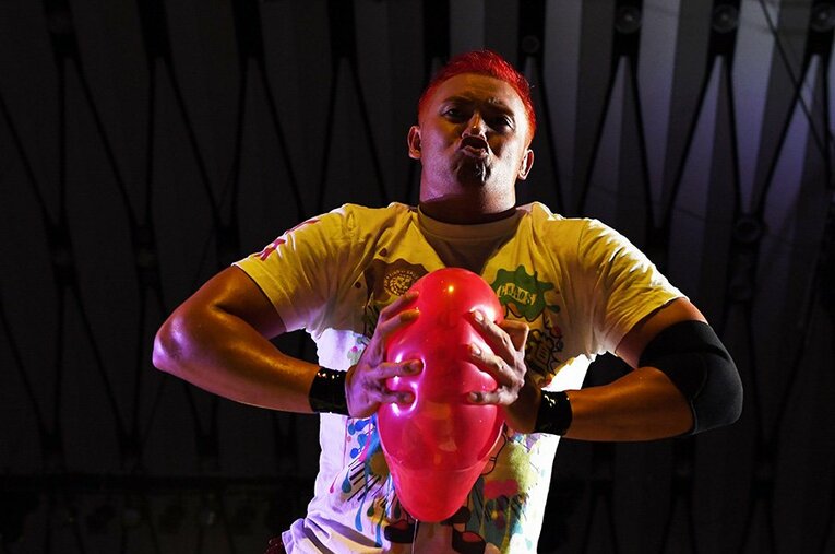 G1クライマックスが進むにつれて、ますますそのキャラクターの不思議さの度合いが高まっているオカダ・カズチカ。 ／ photograph by Essei Hara