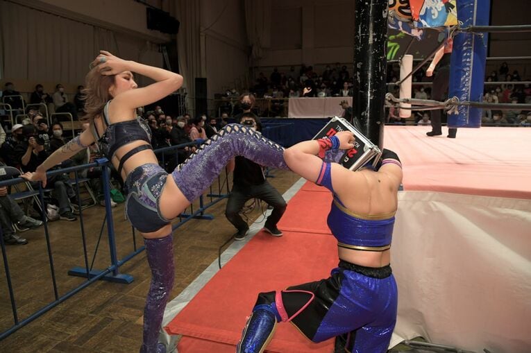 上福ゆき（左）と舞海魅星