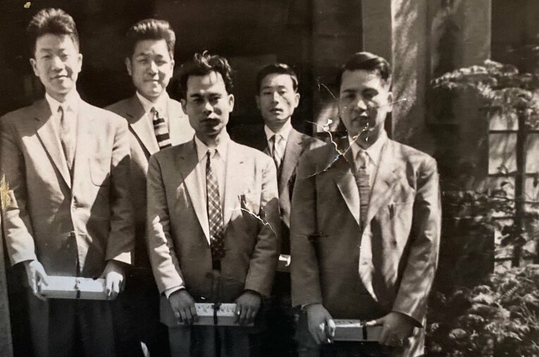 58年度順位戦の昇級棋士たち。（左から）佐藤庄平六段、芹沢博文六段、山田道美七段、大友昇七段、加藤博二八段　©Noboru Tamaru