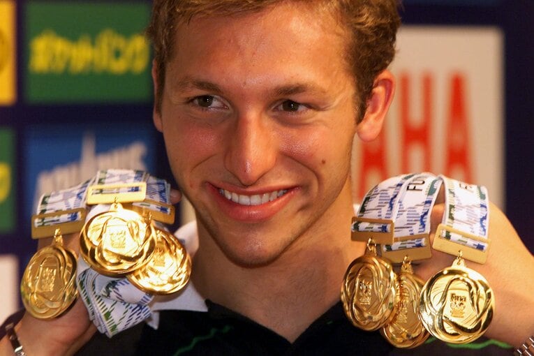 2001年の世界選手権で6個の金メダルを獲得したイアン・ソープ。その記者会見で最後に出た質問は「覚えた日本語を披露してください」だった　©Getty Images