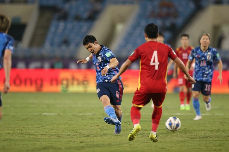 遠藤航はフル出場でチームを支えた　©JFA