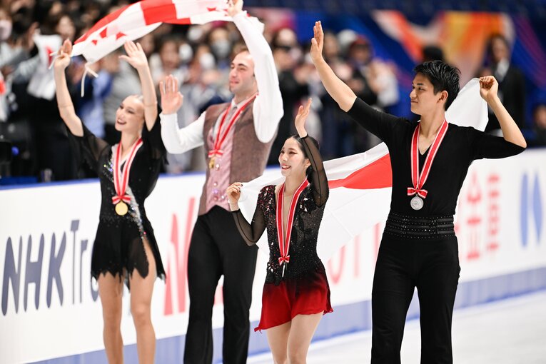 「めっちゃ笑ってたよね」取材が終わっても続いた、“りくりゅうらしい”会話…三浦璃来・木原龍一の成長が見えた、NHK杯アクシデントの舞台ウラ(5)