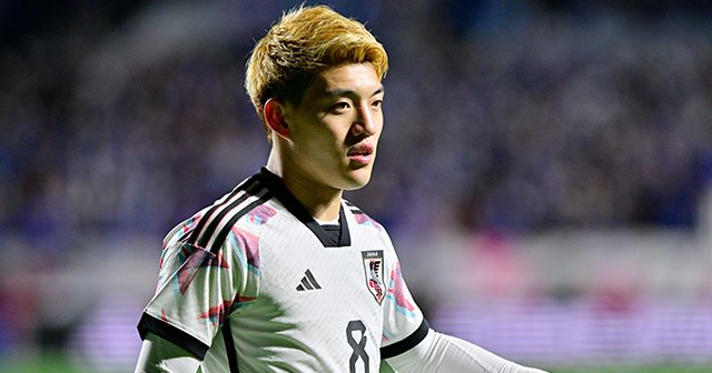 Jリーグっぽいサッカーをしている」堂安律24歳はなぜ日本代表に“ダメ