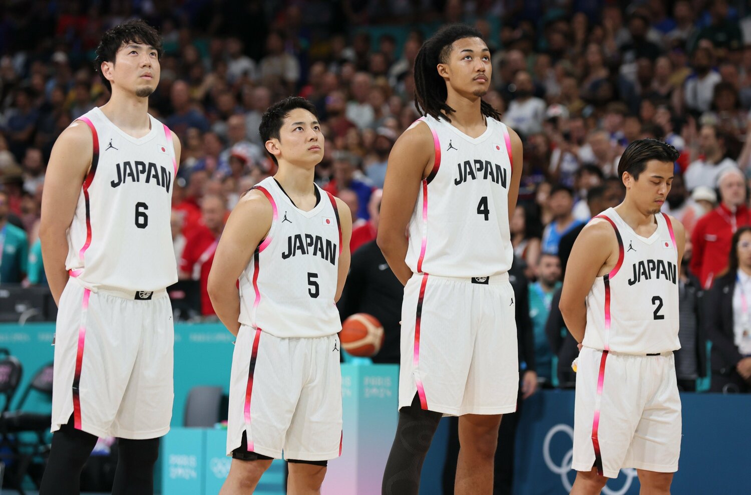 チーム最年少でパリ五輪に出場したジェイコブス晶（右から2人目）©︎Kaoru Watanabe/JMPA