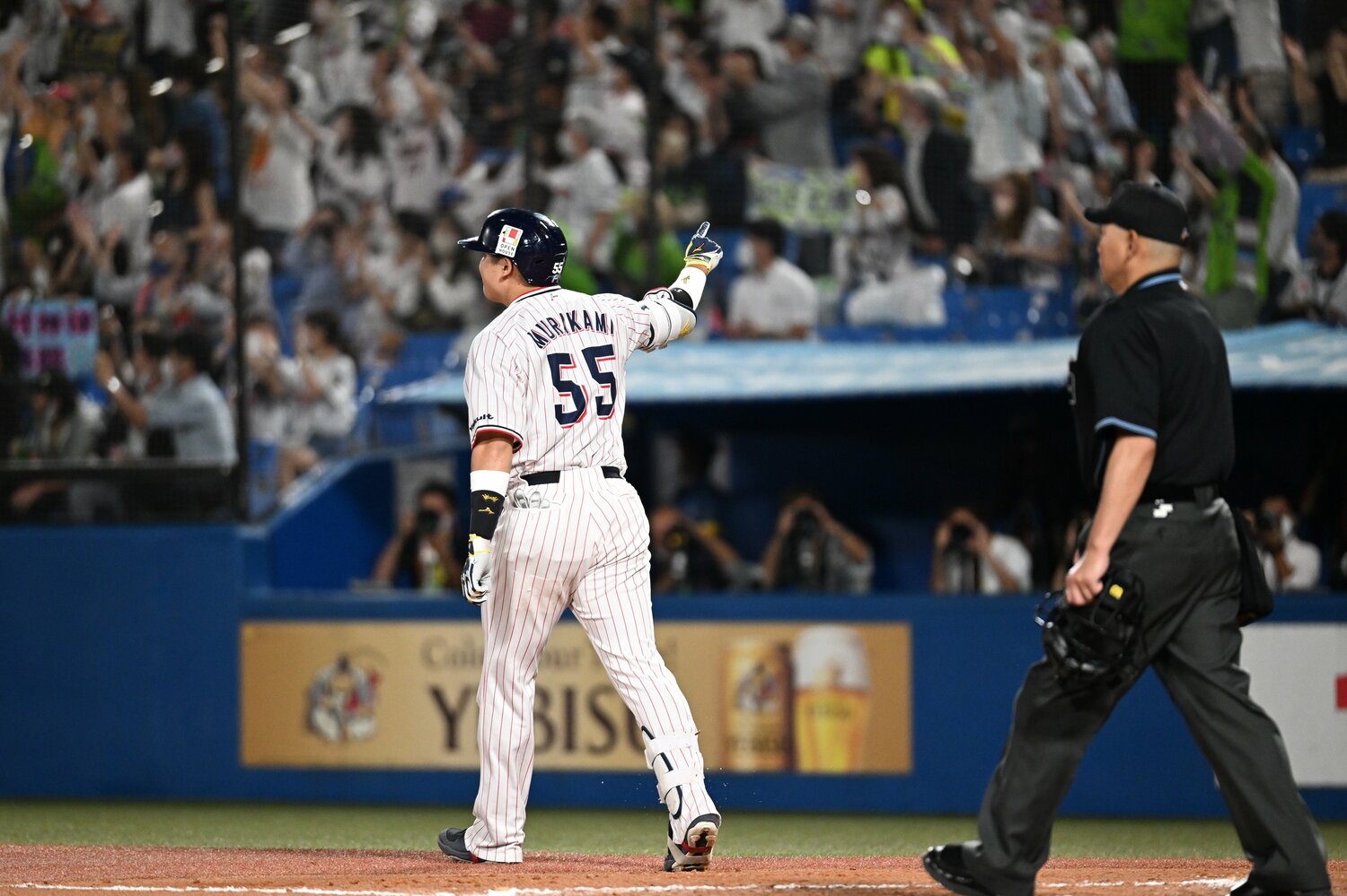 2022年10月3日、王貞治氏の記録を超える56号ソロを放った村上宗隆　©JIJI PRESS