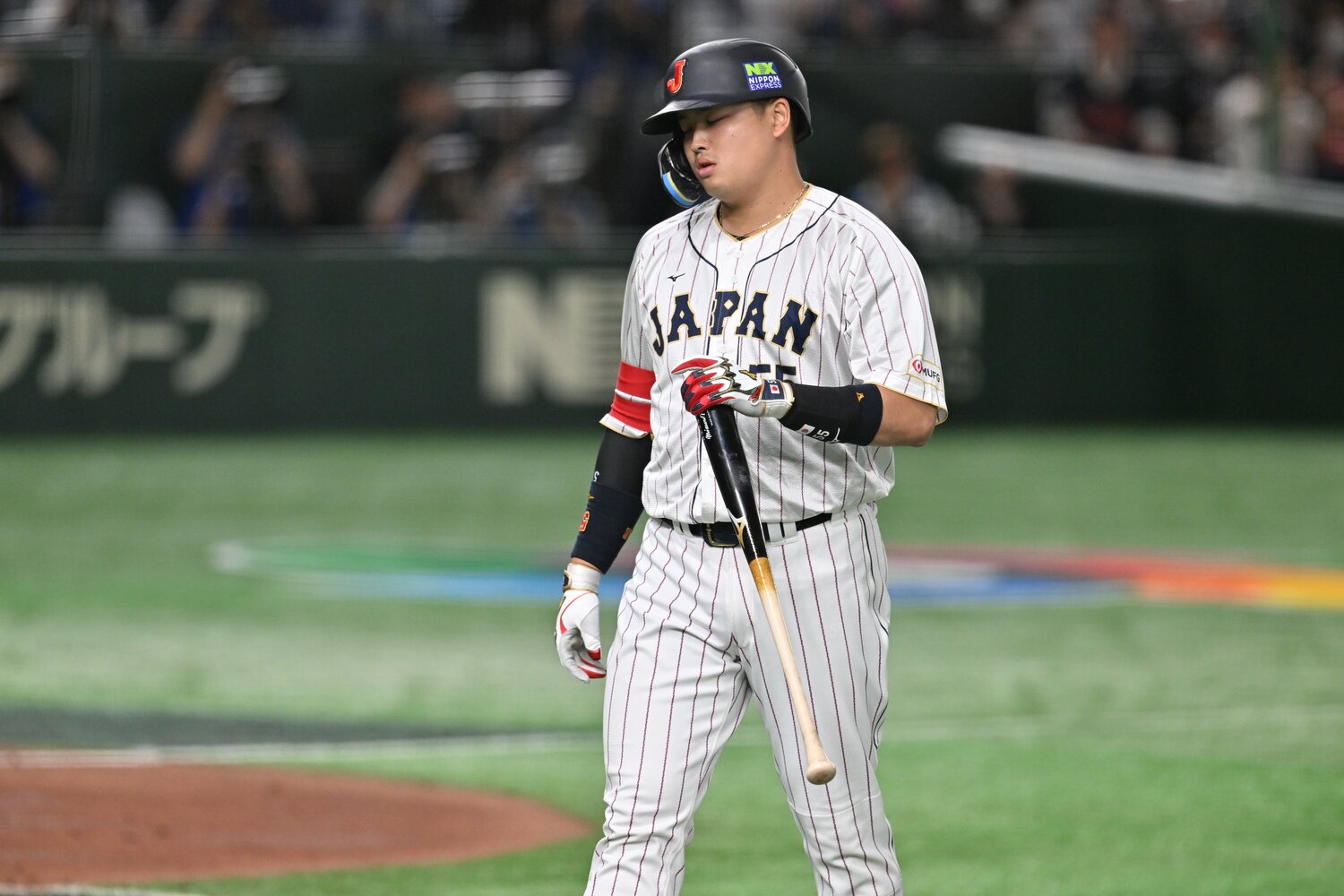 2試合を終えていまだノーヒットの村上宗隆。強化試合から不調が続いている ©Naoya Sanuki