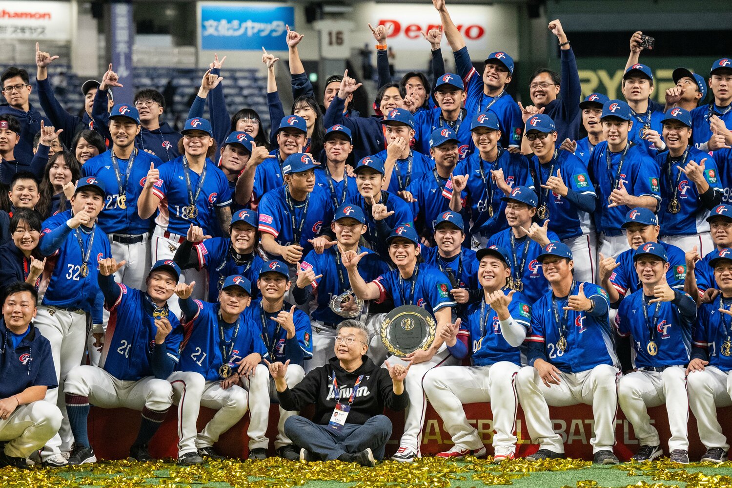 初優勝に喜びを爆発させる台湾代表の選手たち　©︎Nanae Suzuki