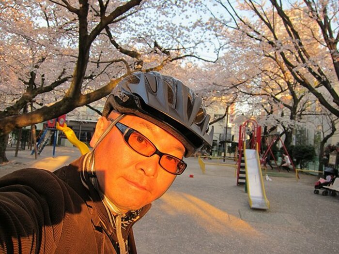 TOKYO西側にある桜の新名所を、自転車に乗って一気に巡礼してみる。<Number Web> photograph by Satoshi Hikita