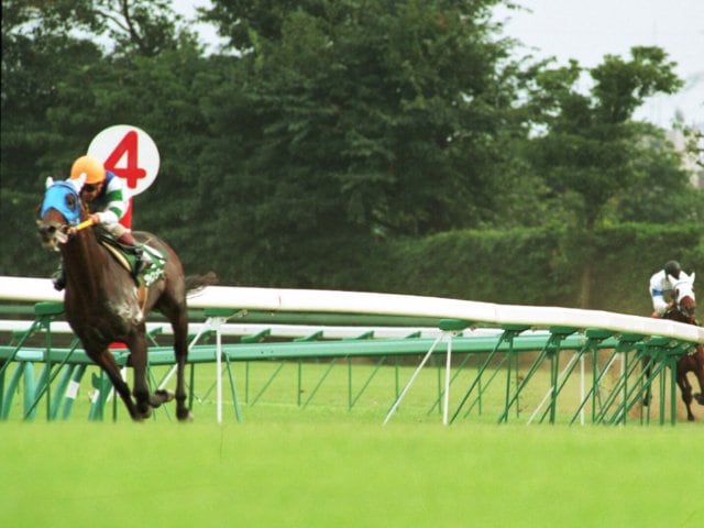 パンサラッサが呼び起こした超個性派ツインターボの鮮やかな記憶…“劇場