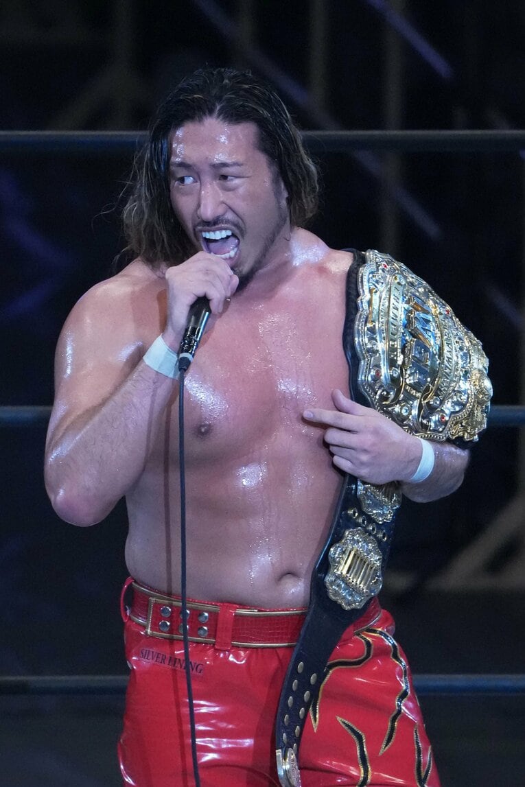 「おい、ブシロード！」とマイクを握った辻陽太。2月11日、エディオンアリーナ大阪　©Essei Hara