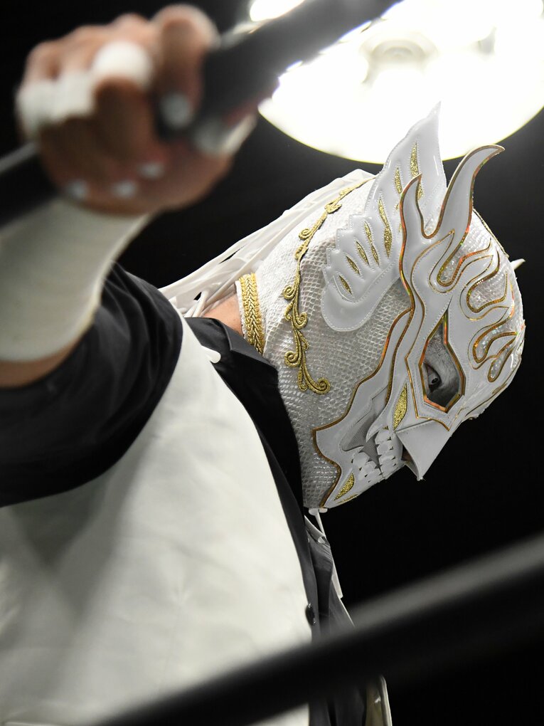 「死んでもいい覚悟なんていらねぇんだよ！」葛西純はエル・デスペラードに何を伝えたのか？ カメラマンが激写した“血と熱狂の23分30秒”(14)