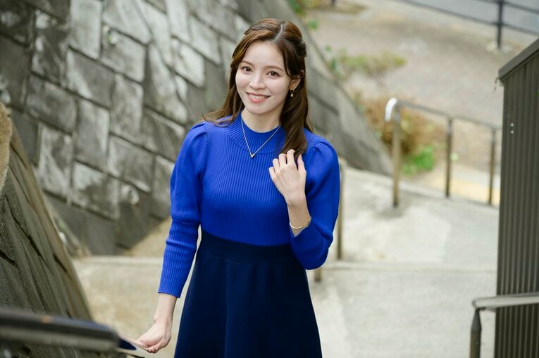 三宅絹紗アナ　©Hirofumi Kamaya