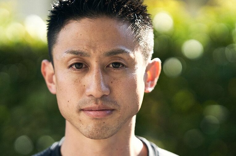 早稲田大学で箱根駅伝優勝を経験し、現在は企業で陸上部の監督を務めている三田裕介 ／ photograph by Yuki Suenaga