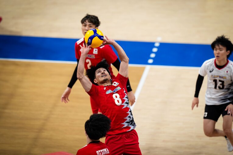 石川祐希らスパイカー陣から絶大な信頼を寄せられるセッター関田誠大（30歳）　©︎Volleyball World