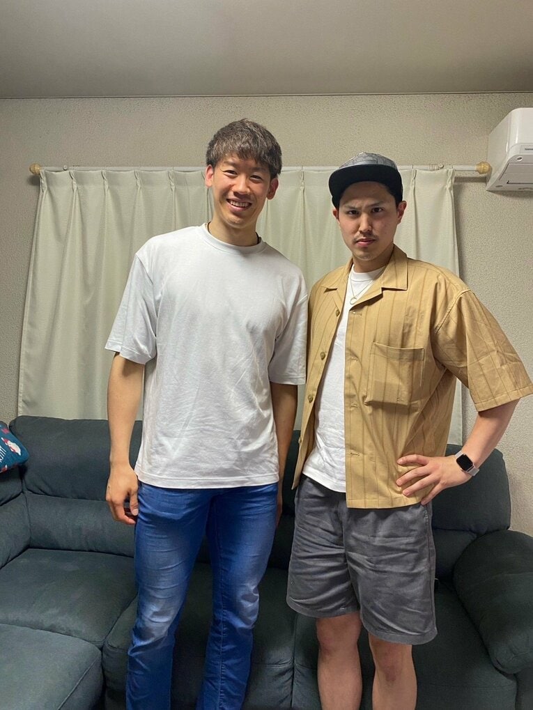 今も連絡を取り合うという武智と石川（写真/武智選手提供）