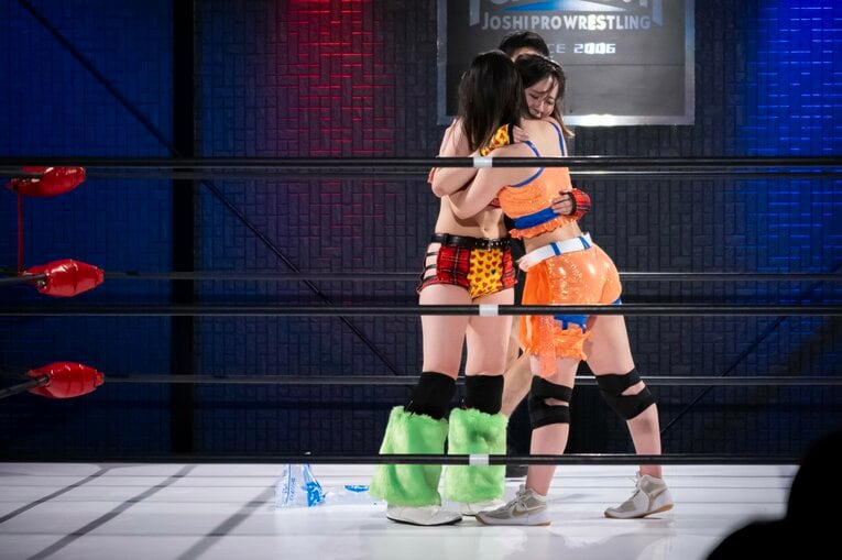 「ぶりっ子キャラだし、なにこの子って（笑）」慶應大、異例の“学生アイドルレスラー”はいかに生まれたか？ 無村架純が引退後に明かした本音(46)