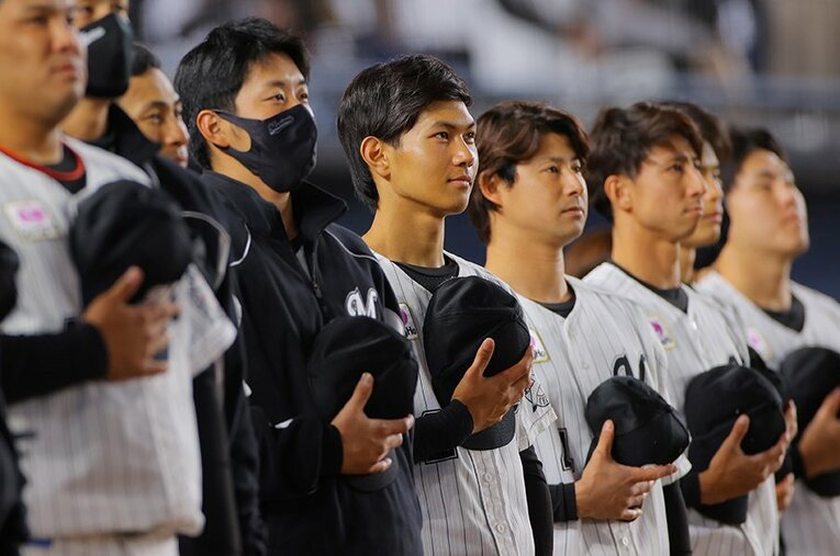 プロ3年目となる来季へ抱負を語った藤原。プロの壁を感じたとしながらも、言葉の端々には「自信」が窺えた ／ photograph by JIJI PRESS