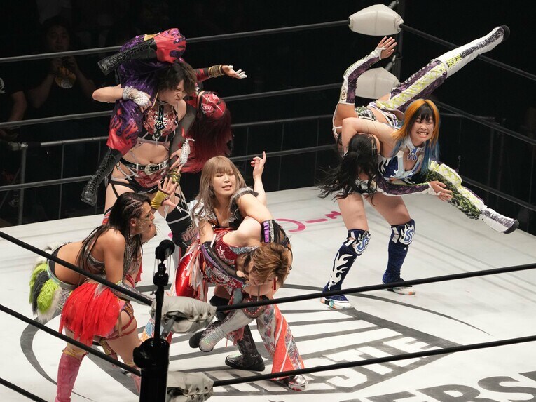 マリーゴールドの旗揚げ前、ノアのリングに乗り込んだ林下詩美ら。5月4日、両国国技館　©Masashi Hara