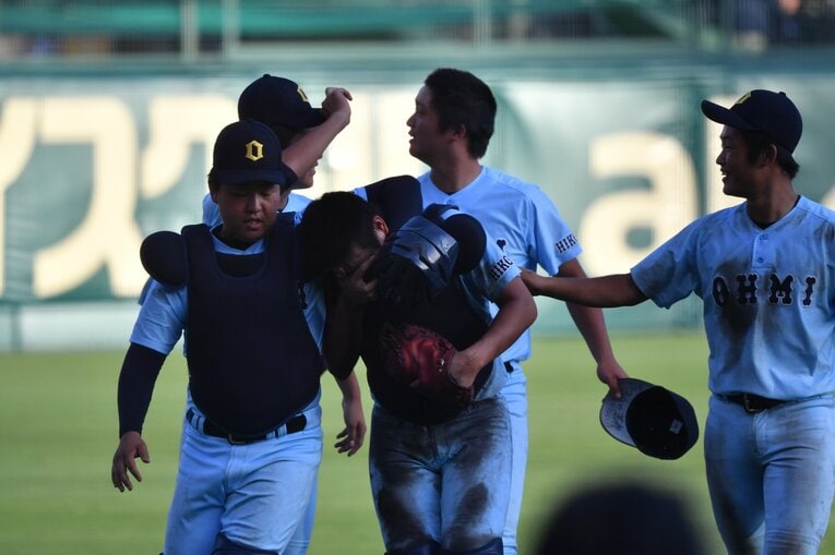 【コマ送りで見る】第100回大会、語り継がれる甲子園の名場面「９回無死満塁から２ランスクイズの決定的瞬間を振り返る　©Hideki Sugiyama