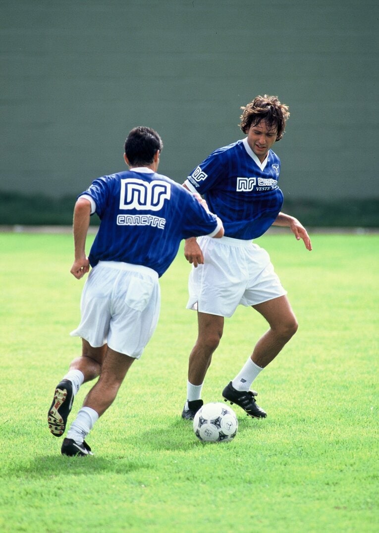 キャンプで練習するレオナルドとジョルニーニョ（1995年）©︎Kazuaki Nishiyama