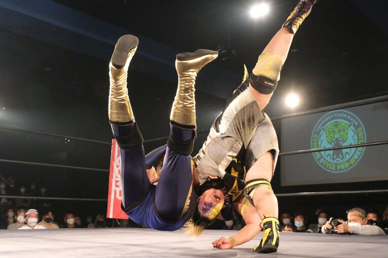 タイガー・クイーンの年内最終戦（vsライディーン鋼）