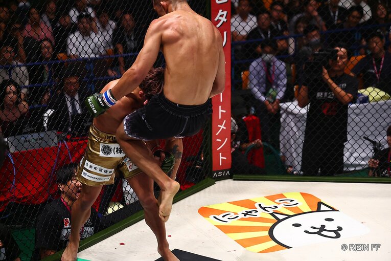 『RIZIN LANDMARK 6』佐藤将光vs.太田忍　©RIZIN FF