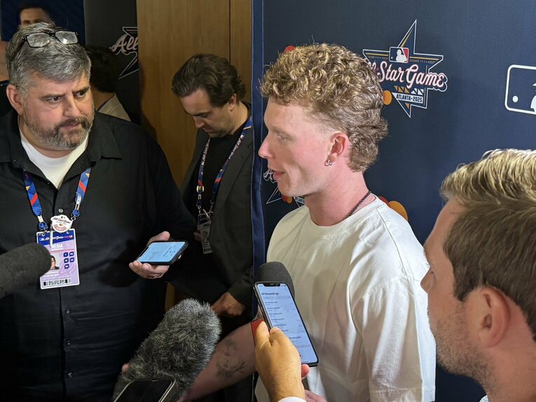 【番記者が撮った“テレビに映らない大谷とドジャース取材風景”】　©Naoyuki Yanagihara