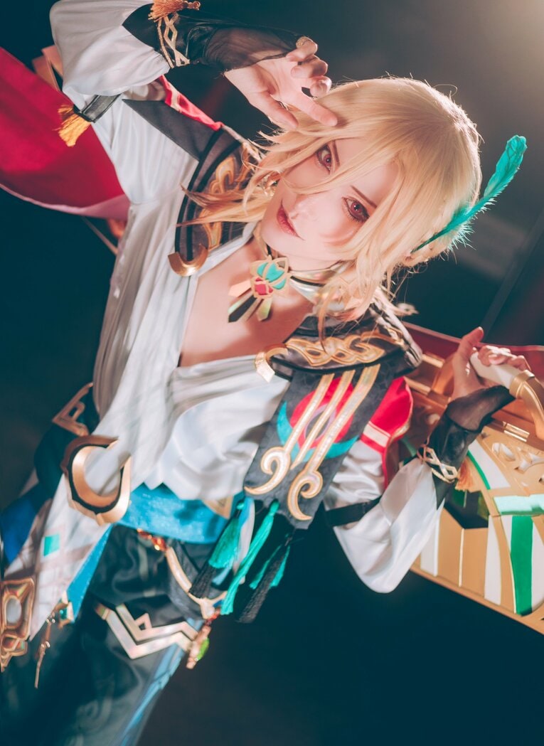 人気キャラクターのコスプレに身を包む「蓮弥」としての絹川さん／本人提供