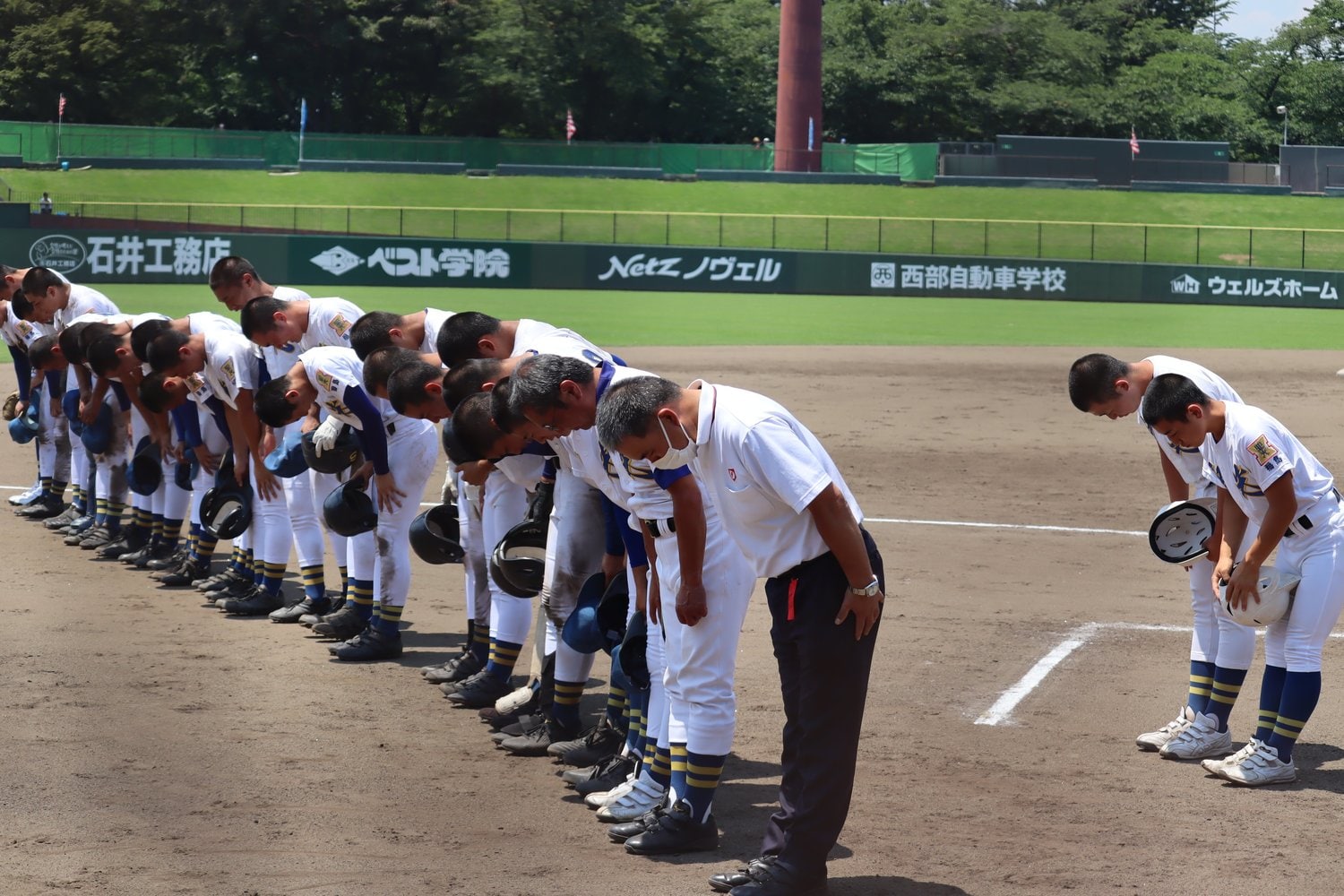 87連勝が途切れたあと、最後のスタンドへの挨拶 ©Genki Taguchi
