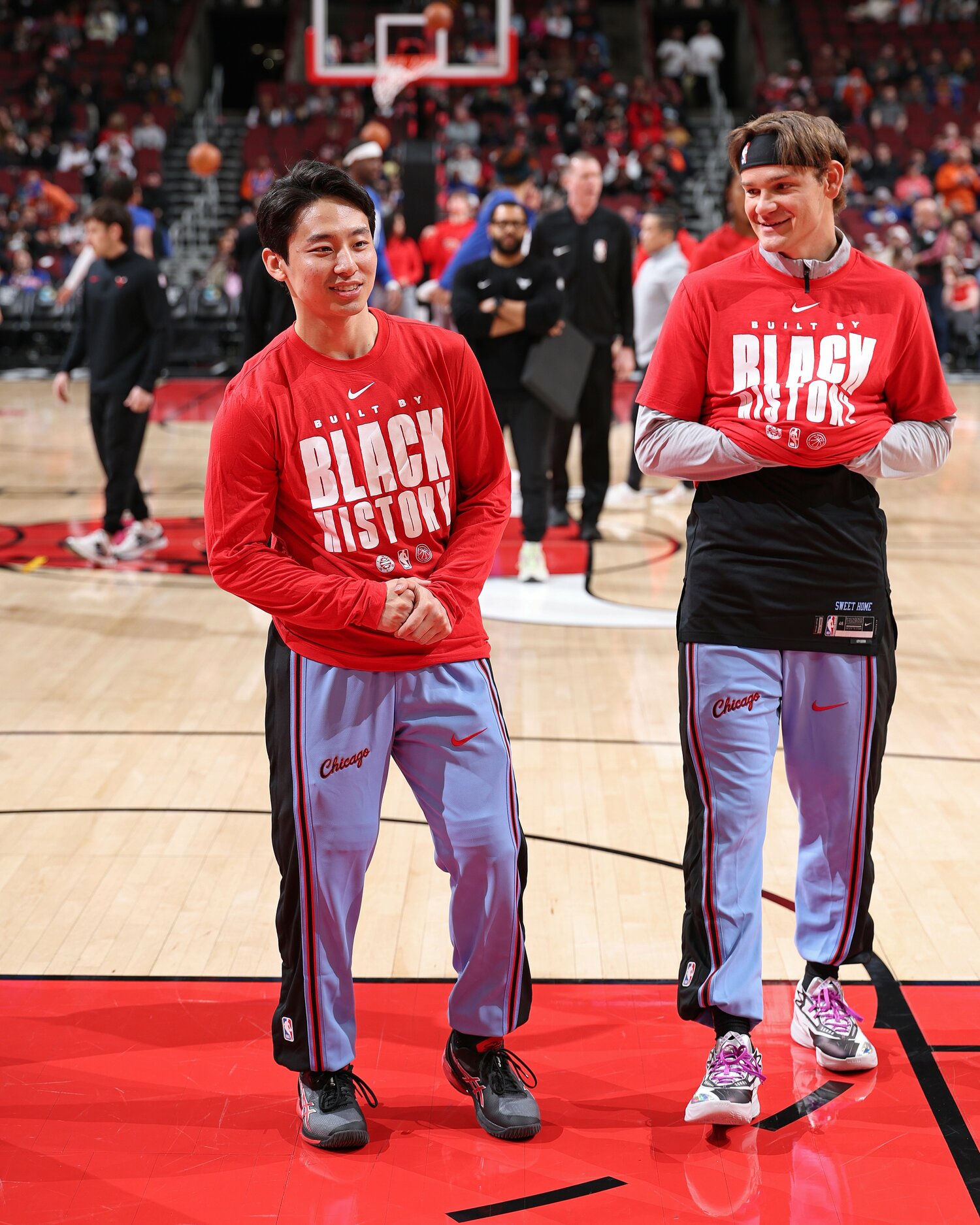 河村と同じくブルズとツーウェイ契約を結ぶマクラング（右）©︎Jeff Haynes/NBAE via Getty Images