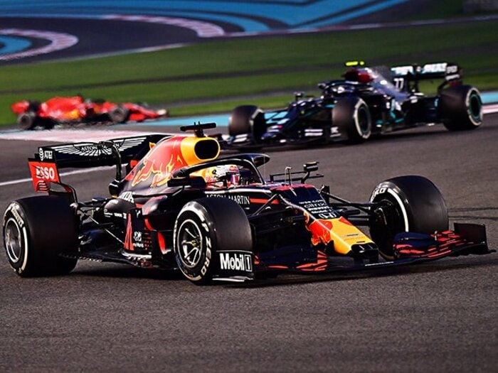 フェルスタッペンが最終戦アブダビGP制す　ハミルトンがフラフラでも1勝以上の価値があるワケ＜Number Web＞ photograph by Getty Images