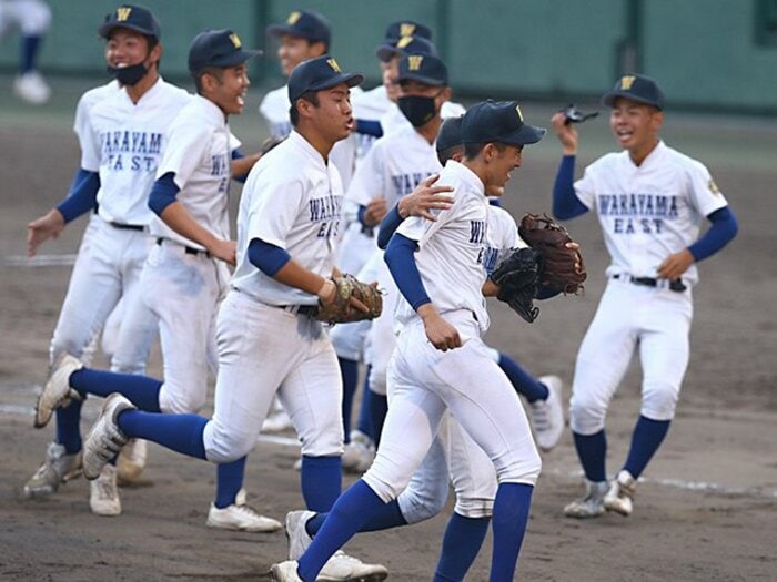 「ちゃんと卒業したのは3年間で4人」ヤンチャ集団だった高校が決勝戦で大阪桐蔭と対戦するまで…この10年で何が？＜Number Web＞ photograph by Sankei Shimbun