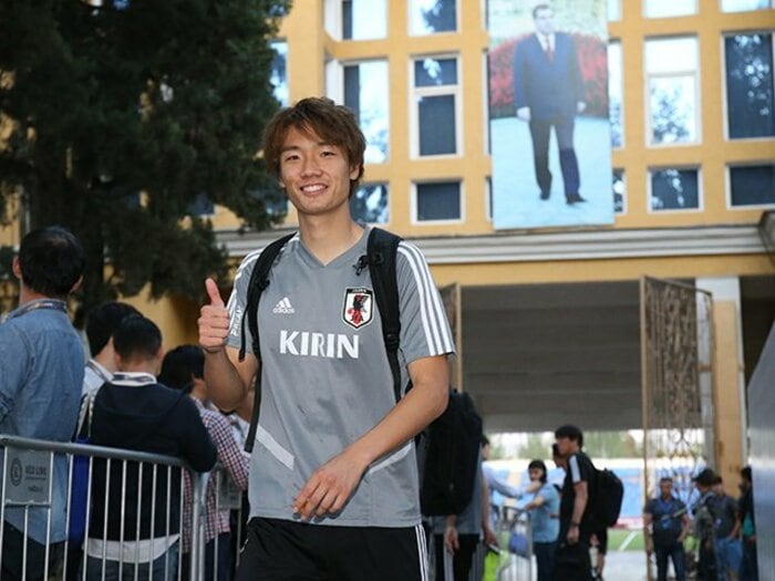 板倉滉、オランダでの充実の日々。代表は「嬉しさ」と「危機感」と。＜Number Web＞ photograph by JFA/AFLO