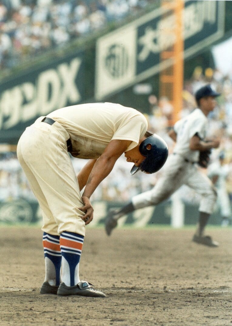 試合終了直後、うなだれる松井　©Sankei Shimbun