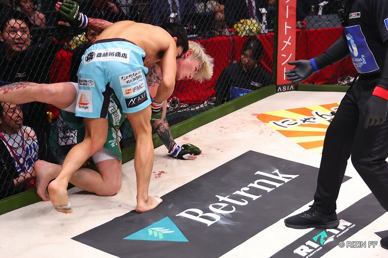 『RIZIN LANDMARK 5』斎藤裕vs平本蓮　©RIZIN FF