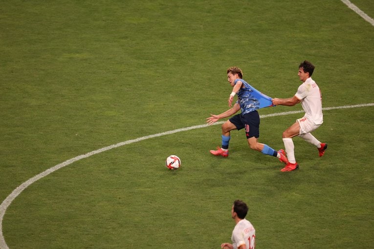 カウンターから堂安が仕掛ける場面もあったが©Shinya Mano/JMPA