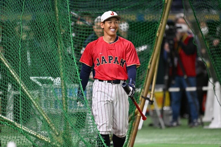 真っ白な歯も話題になった吉田正尚　©︎Naoya Sanuki