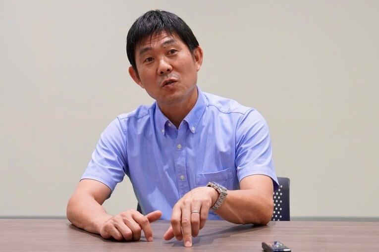 インタビューに応じたサッカー日本代表・森保一監督　©︎Atsushi Iio