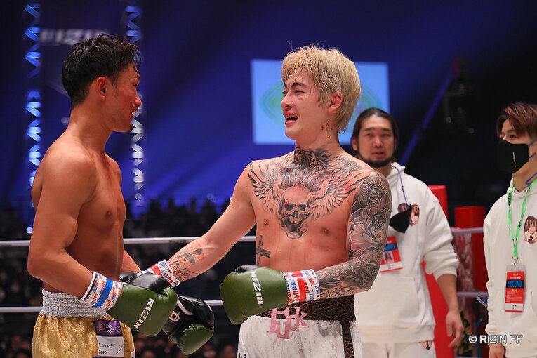 毒舌で知られる平本だが、梅野が対戦してくれたことには素直に感謝を述べた　©RIZIN FF