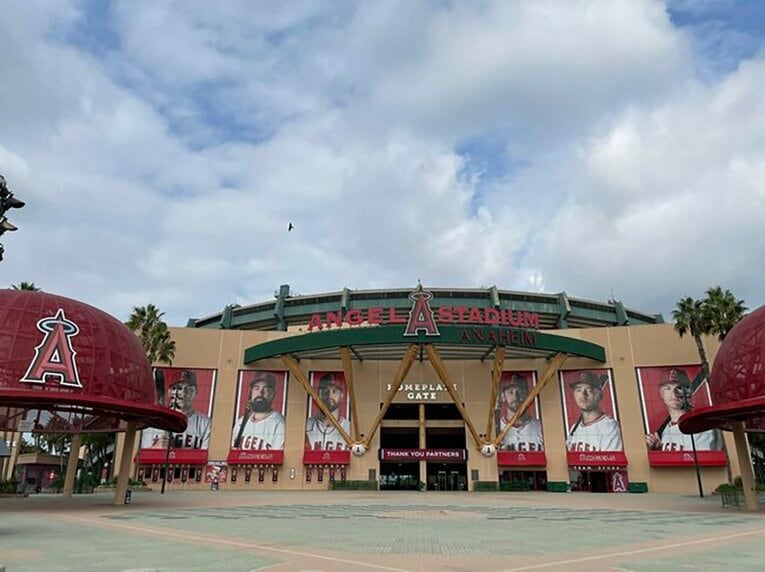 ドジャースがポストシーズンで盛り上がるなか、筆者はアナハイムのエンゼルスタジアムを訪れた