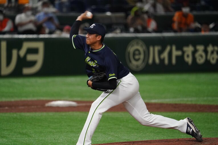 シーズン中盤以降、奥川は進境著しい投球を見せている　©Hideki Sugiyama