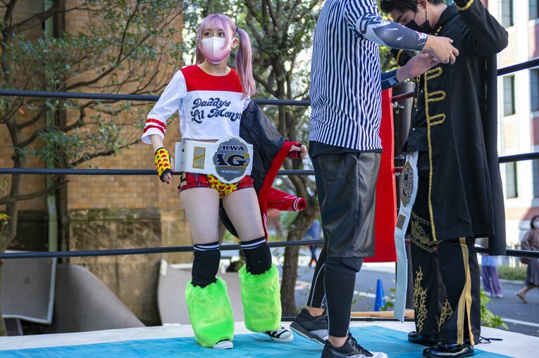 慶應プロレス研究会“唯一の女子学生レスラー”無村架純が“男子相手”に闘う理由「木村花さんみたいに」《特別フォトインタビュー》(79)