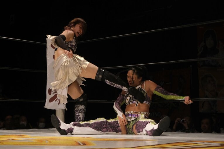 「この子は強いよ」神取忍が認めた…格闘界のホープだったNØRIがプロレスに受けた衝撃「神取さんがRIZINでギャビと…こういうのアリなのか」《特別グラビア》(74)