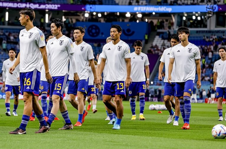 カタールW杯が終わった後も、三笘薫らを筆頭に日本代表メンバーは欧州各国で素晴らしいプレーを見せている ／ photograph by Kiichi Matsumoto/JMPA