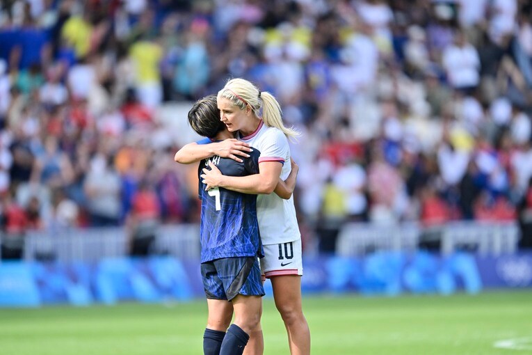 パリ五輪アメリカ戦「なでしこたちの涙」（全10枚中の3枚目）　©Takuya Nakachi/JMPA