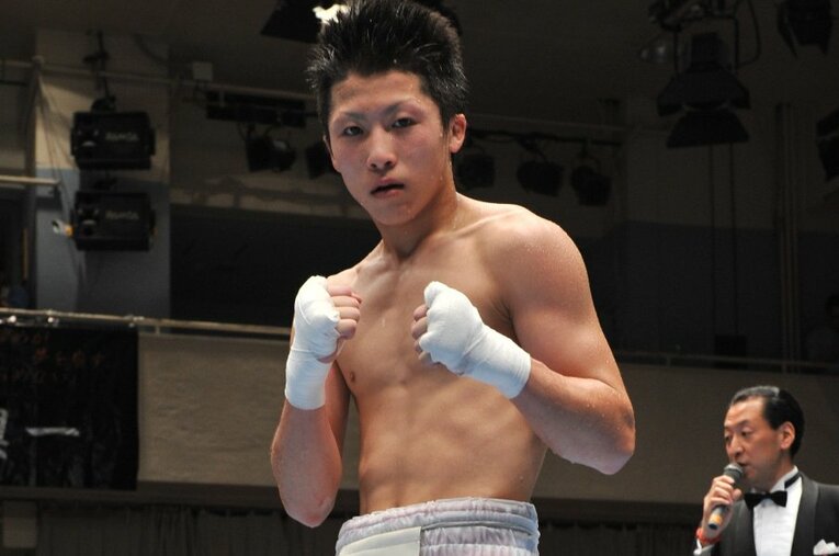 写真は2012年7月、19歳だった井上尚弥のプロテストの日 ／ photograph by AFLO