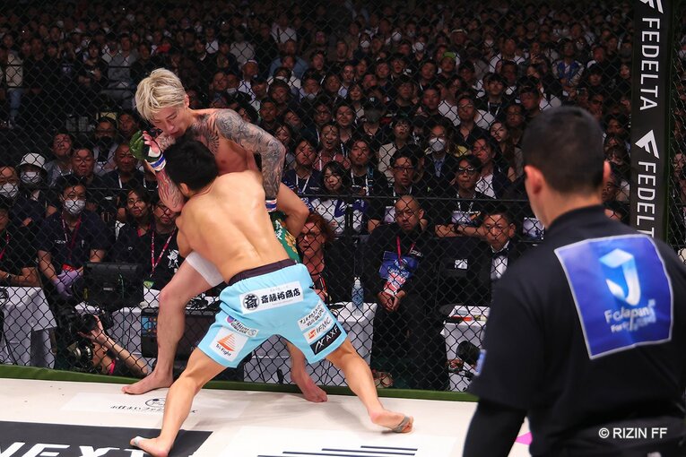 『RIZIN LANDMARK 5』斎藤裕vs平本蓮　©RIZIN FF