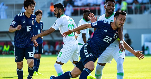日本代表 サッカーセット 森保Jはセットプレーを強みにする。選手も実感する戦略の緻密さとは