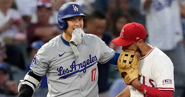 ショウヘイとの思い出が…寂しいね」エンゼルスと大谷翔平の“ずっと続く”幸せな関係「野球の実力だけじゃなく、人に好かれるのよ」 - MLB -  Number Web - ナンバー