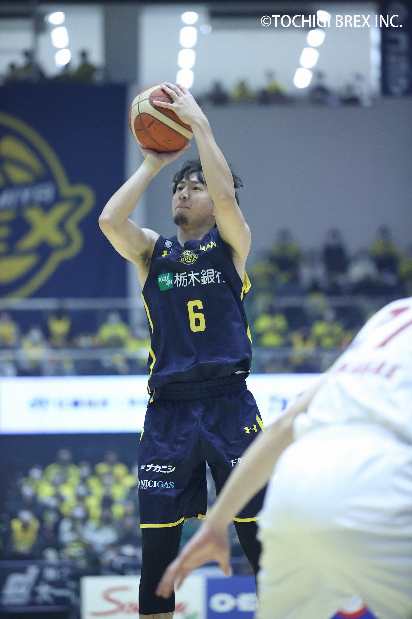 B.LEAGUE レバンガ北海道 サイン入り ユニフォーム 折茂武彦 - その他 